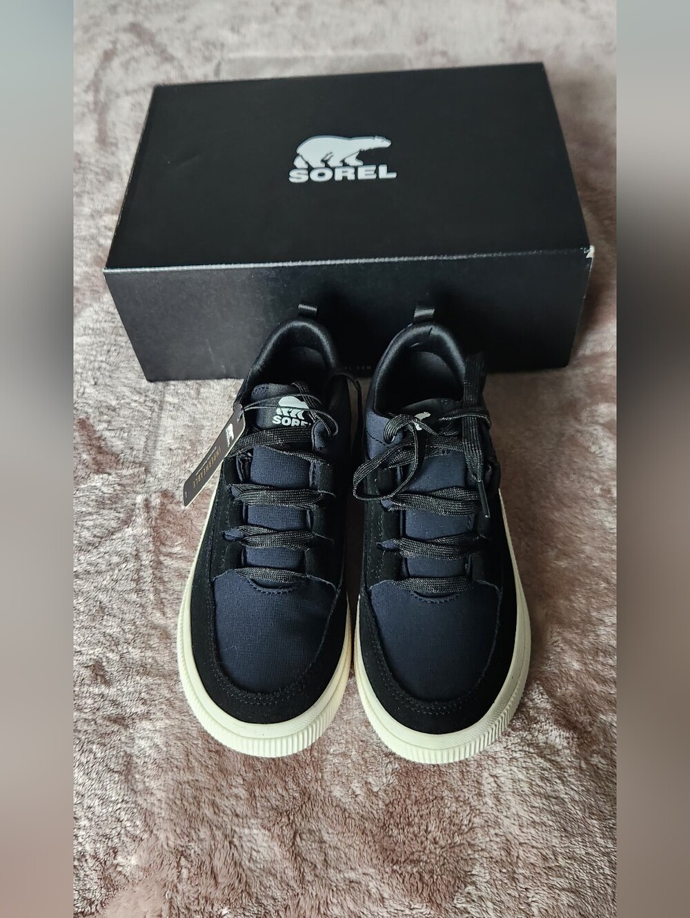 NWT. Sorel Women's Black Sneakers with Cream Sole. Size 7.5. NIB.
